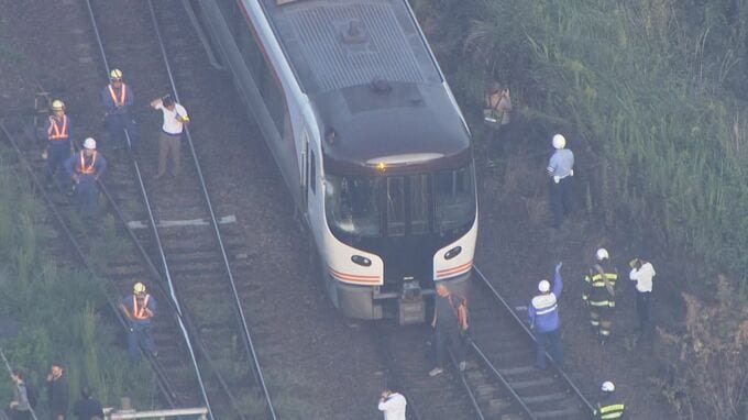 【JR高山線】踏切内でトラックが特急列車に衝突 乗客にケガ人いる模様 岐阜～鵜沼の上下線で運転見合わせ（1日午後5時半現在）|TBS NEWS DIG