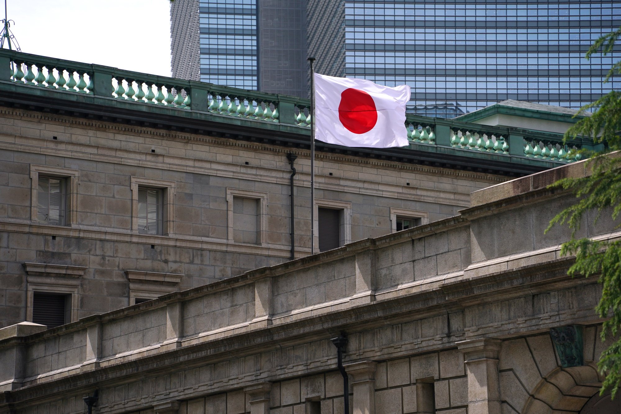 日銀が今月会合で1%への利上げ検討、年内に追加の可能性も－関係者