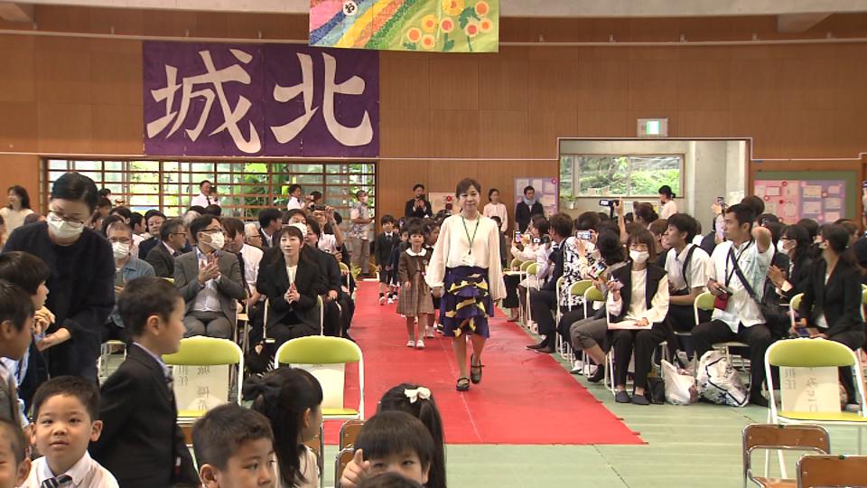 県内多くの小学校で入学式