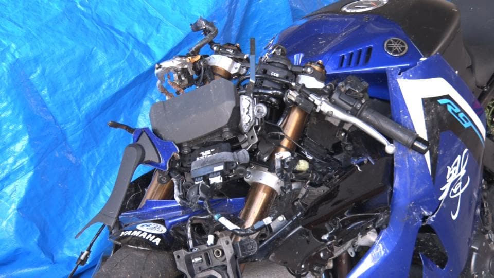 オートバイがガードレールに衝突、運転の59歳男性が死亡　カーブを曲がり切れなかったか　国頭村