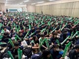 【写真で見る】甲子園決勝で通りから人が消えた… 沸騰する沖縄 アルプスとつながり熱い応援 | 沖縄のニュース|RBC 琉球放送