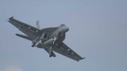 騒音最高値89.8デシベル 初日の関連飛行168回 アメリカ軍空母艦載機