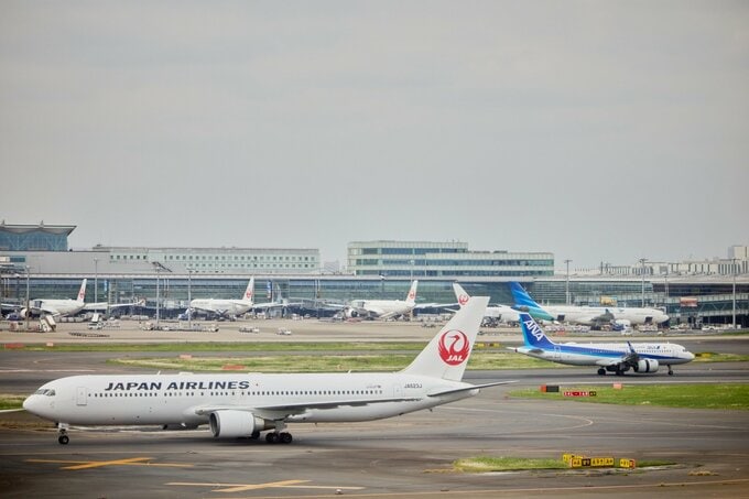 ANAとJAL、国際線の燃油サーチャージ大幅引き上げへ－イラン戦争で