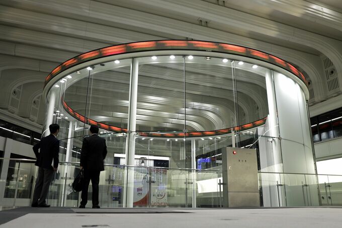 日本株伸び悩む、ＦＯＭＣ通過し企業決算に関心－通信堅調、日産急落