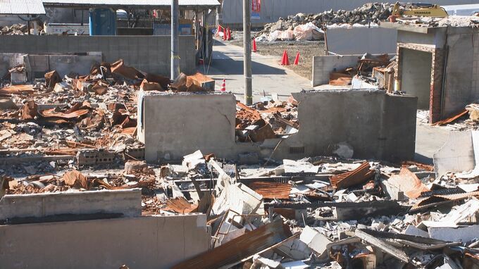 進まぬ解体…阻むのは「狭い路地」「アスベスト」　佐賀関大規模火災3か月　|　大分のニュース｜OBS NEWS｜大分放送