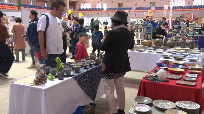 沖縄市の特産品が勢揃い　沖縄市産業まつり　あすまで開催|TBS NEWS DIG