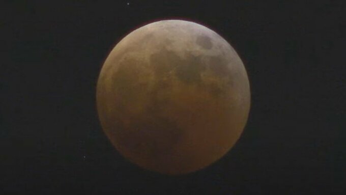 【写真あり】山形からも見えた！皆既月食＆天王星食　写真で振り返る　|　山形のニュース│TUYテレビユー山形