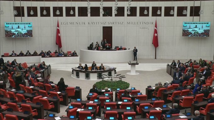 トルコ議会　スウェーデンのNATO加盟を承認