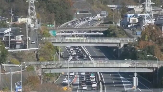 中央道上り線　小仏トンネル付近を先頭に渋滞19km　【24日午後2時00分現在】|TBS NEWS DIG