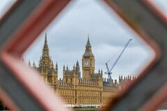かつて話題の英超長期債、歴史的安値継続でトレーダー身動き取れず| TBS CROSS DIG with Bloomberg