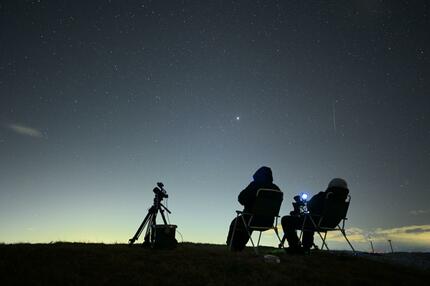流星群ライブ】この冬最高の天体ショー「ふたご座流星群」を超高感度