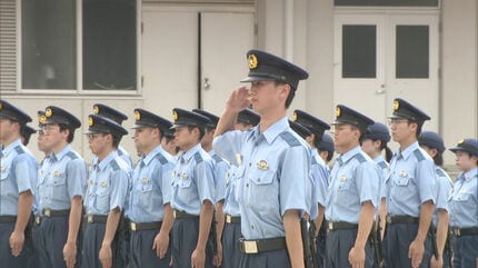 髪の毛って絶対切らないといけない？」警察学校でオープンキャンパス