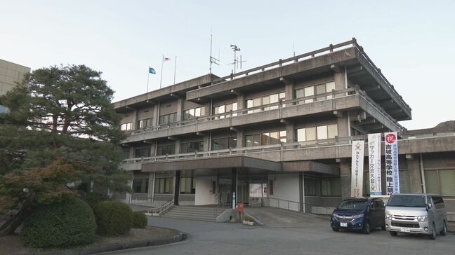 市の職員が市営バス運転手を「兼業」へ 民間バスが廃止され運転手を公募するもゼロ… 職員16人が講習を受け 11月から運行 岐阜・飛騨市|TBS NEWS DIG