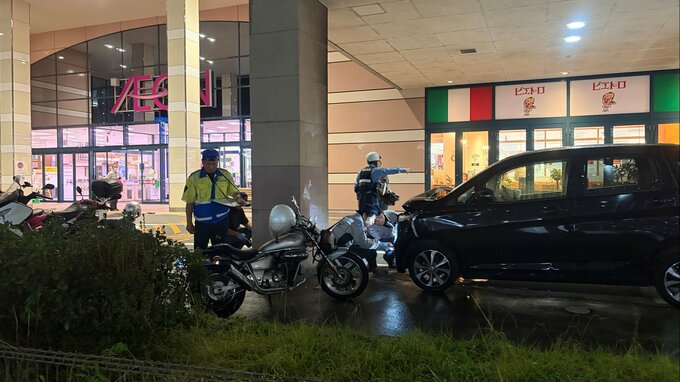 【速報】イオン時津店で軽乗用車が柱に衝突　運転の70代女性が意識不明の重体|TBS NEWS DIG