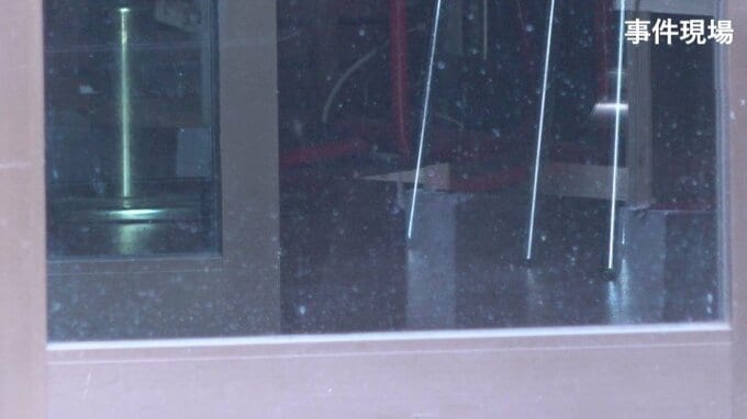 「蹴ったけど殴っていない」「もらっただけで奪っていない」強盗傷害容疑で21歳の男を再逮捕　トクリュウのメンバーか　山梨|TBS NEWS DIG