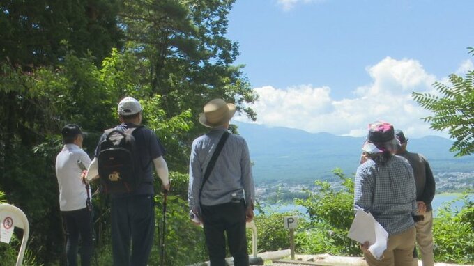 富士山麓の開発と景観、防災を考える見学会　土地開発に伴う景観や防災対策への影響は　|　山梨のニュース | ＵＴＹテレビ山梨