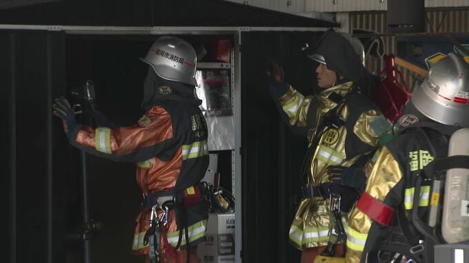 「車両が燃えている」作業場で車両1台などが燃える火事　けが人無し　福岡市東区|TBS NEWS DIG