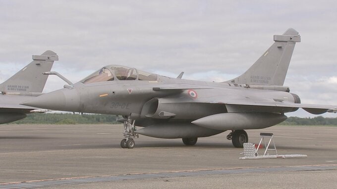 森田空幕長「日仏防衛協力 宇宙分野へ拡大」　新型戦闘機ラファール「F4」初飛来|TBS NEWS DIG
