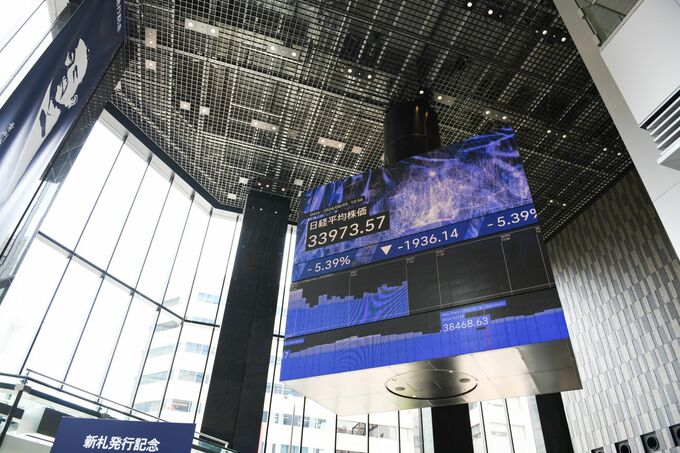 日経平均400円超す上げ、半導体・ＡＩ関連買い－ディフェンシブ軟調
