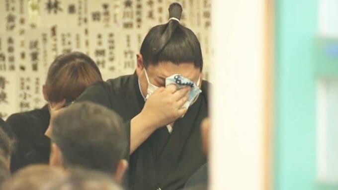 元関脇・寺尾の錣山親方 告別式で約400人と最後の別れ 愛弟子・阿炎は号泣、ファンからは「寺尾、ありがとう ！ 」|TBS NEWS DIG
